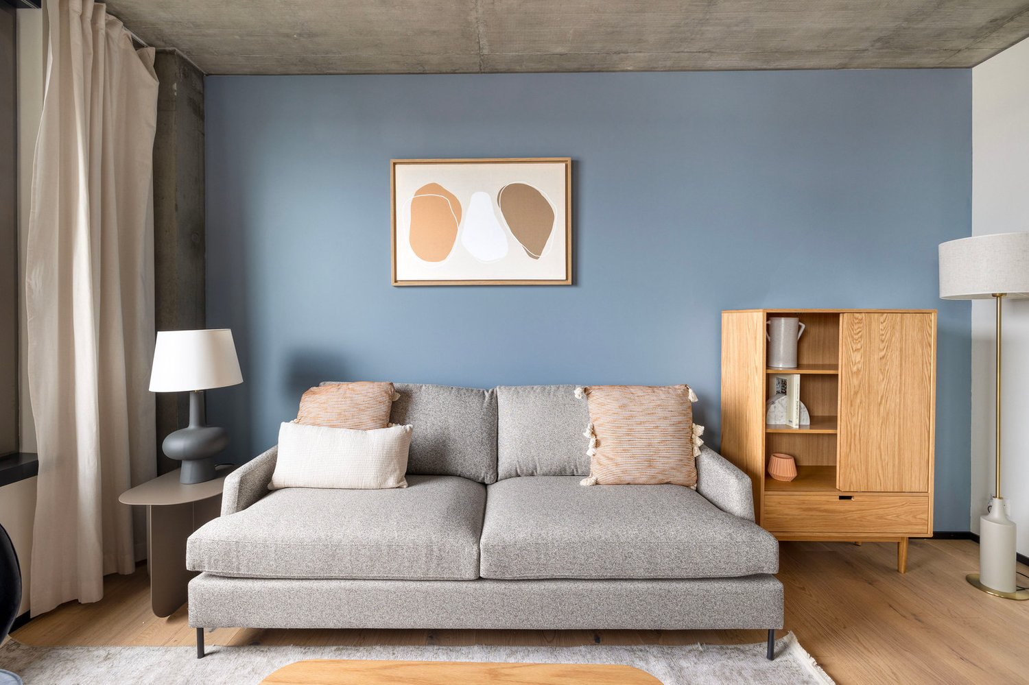 2 ½ rooms furnished flat