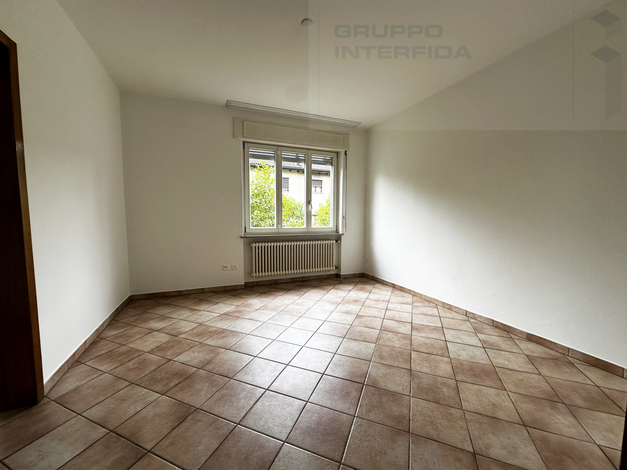 5 rooms single house