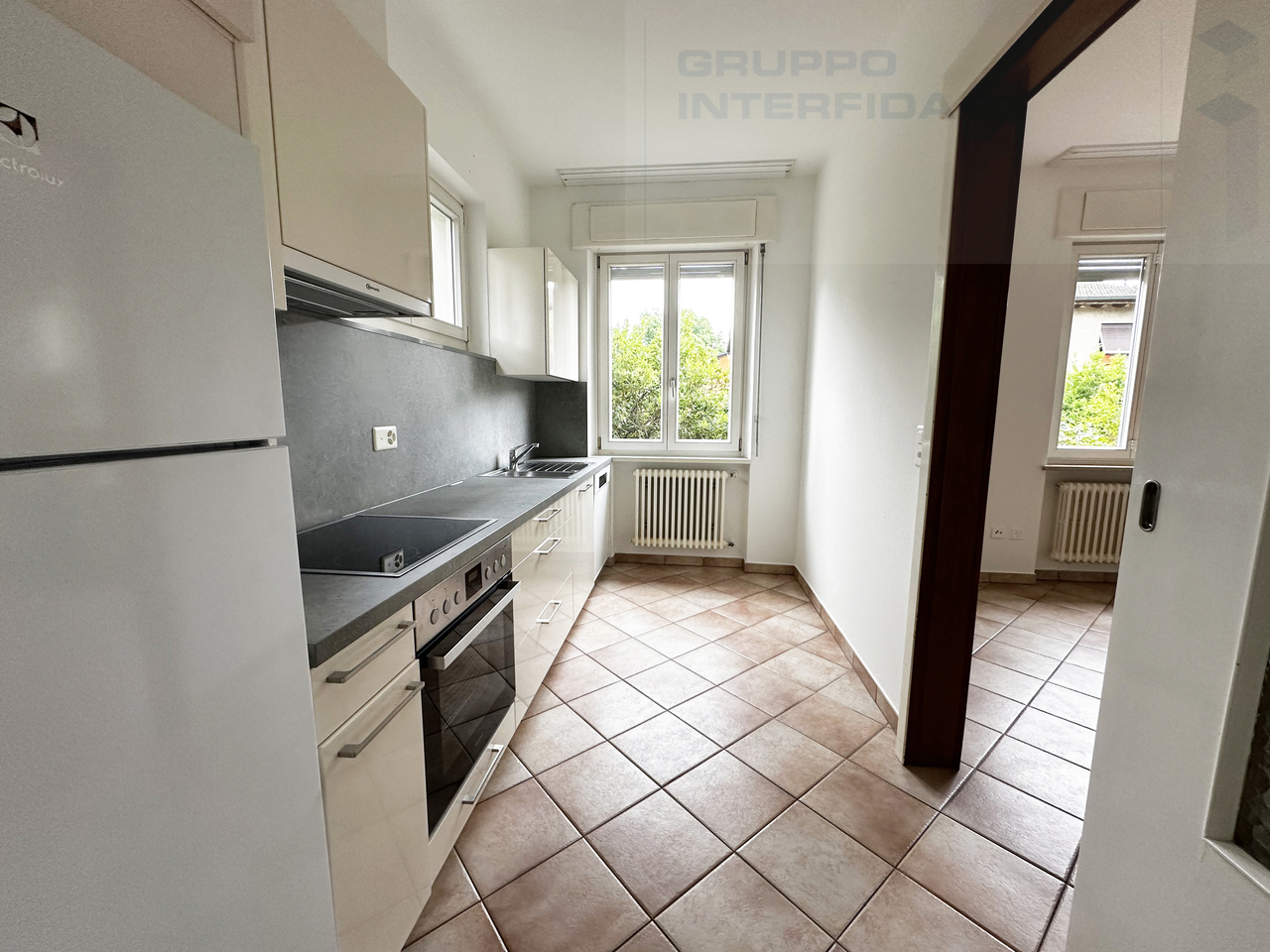 5 rooms single house