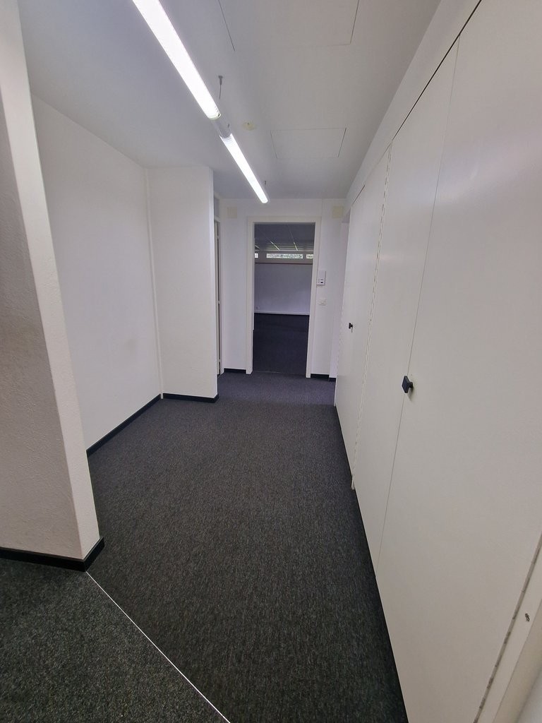 109m² office