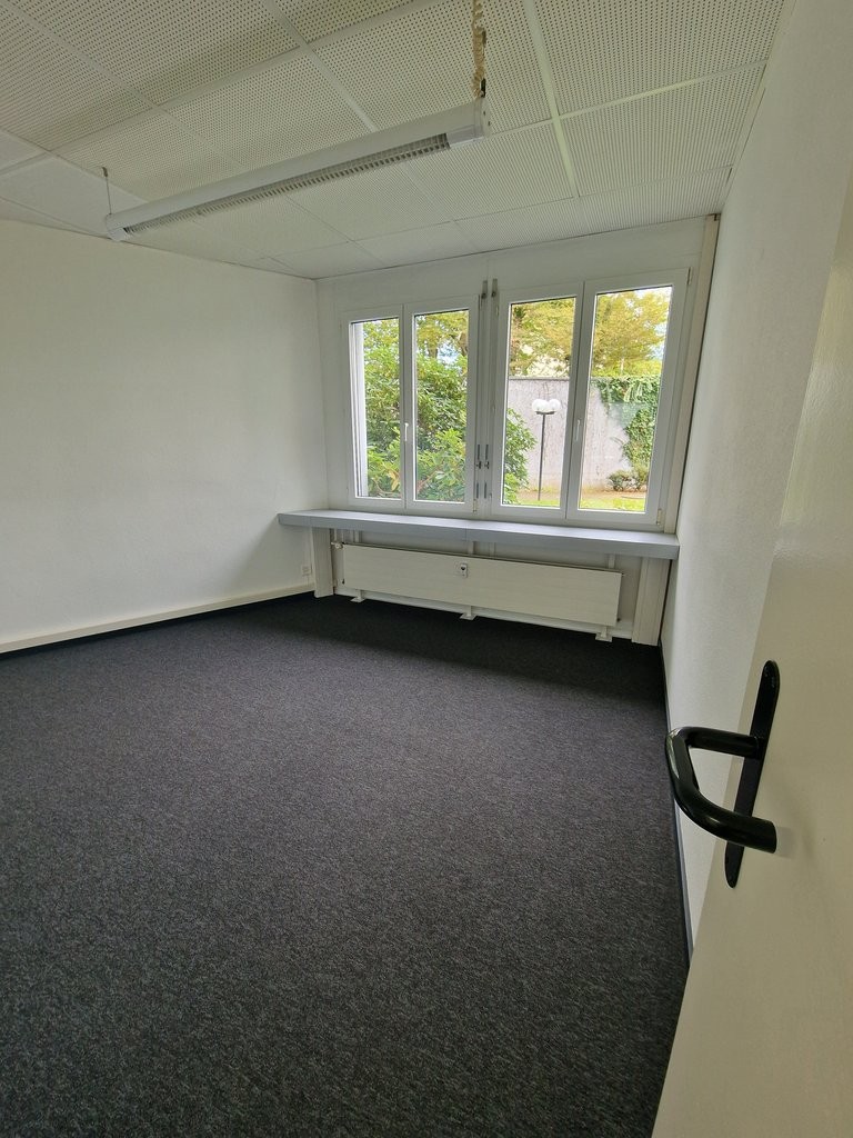 109m² office