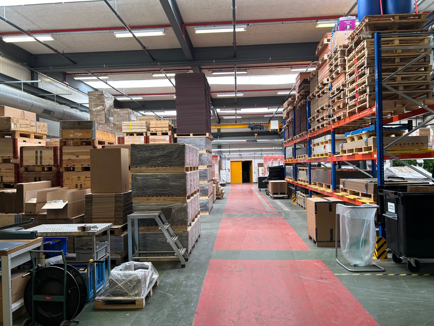 2133m² oggetto industriale