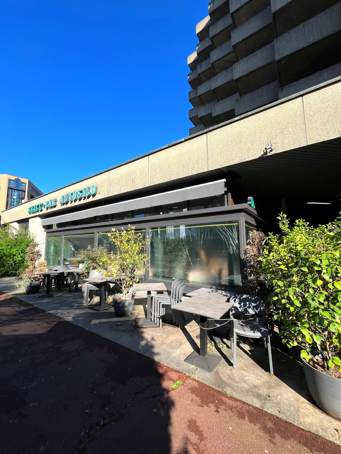 209m² commercial