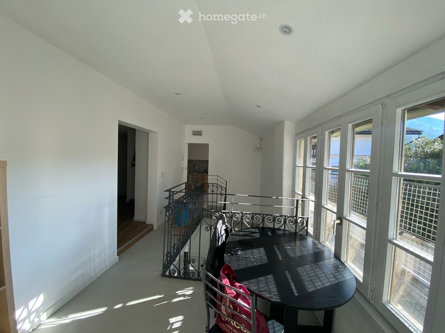 1 room single room