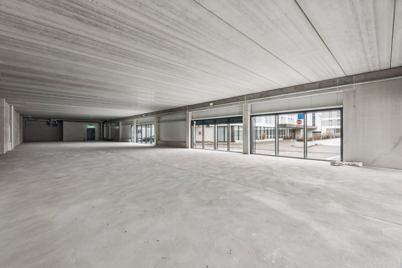 920m² commerciale