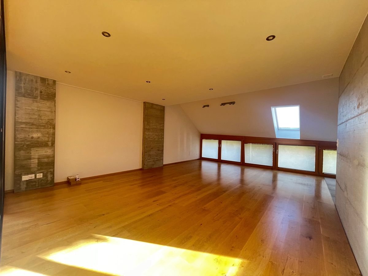 4 ½ rooms attic flat