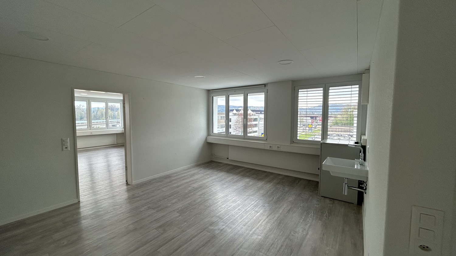 89m² commerciale