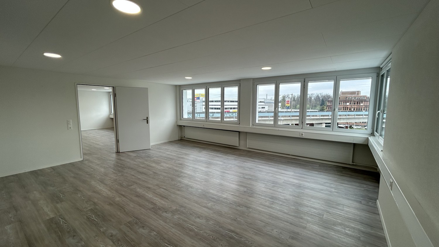 89m² commerciale