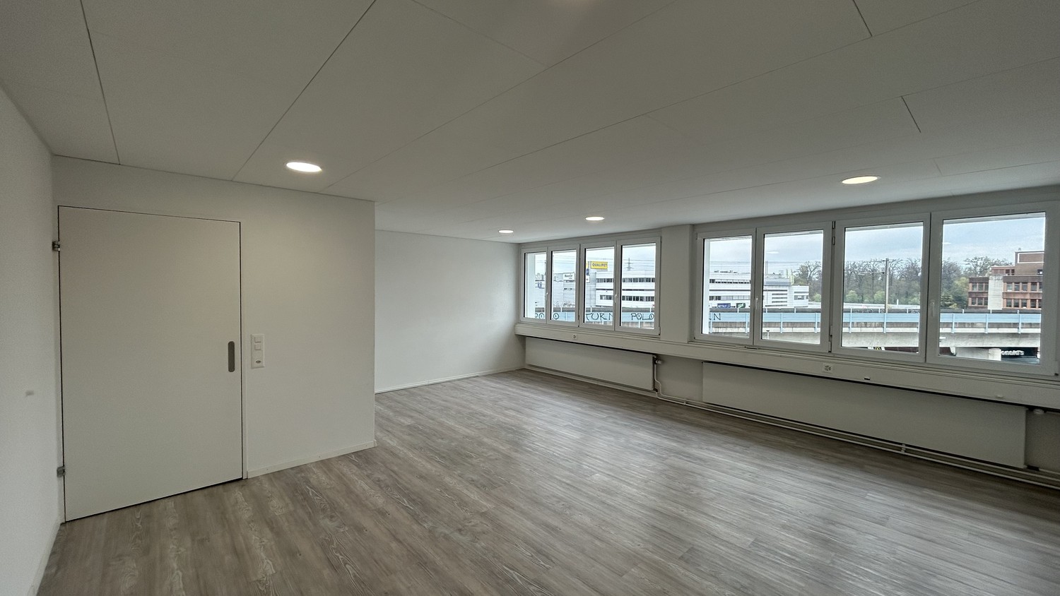 89m² commerciale