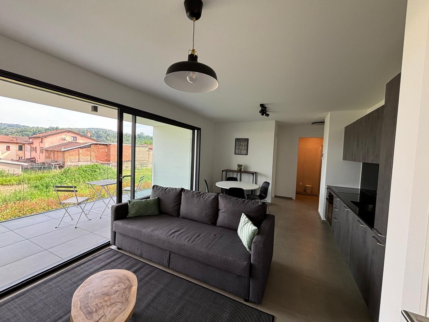 2 ½ rooms furnished flat