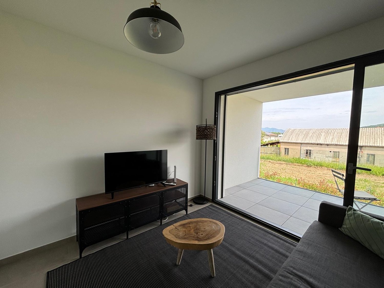 2 ½ rooms furnished flat