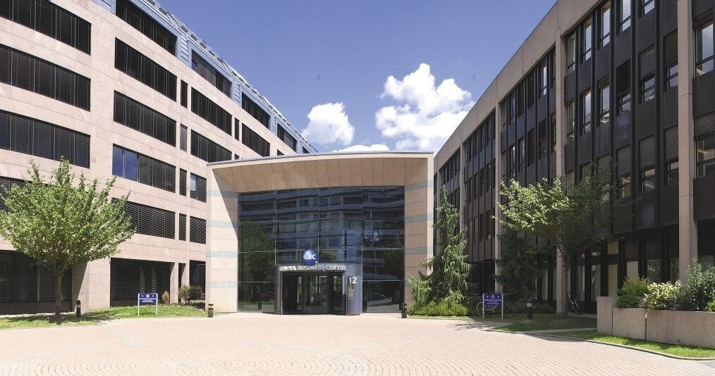 277m² office