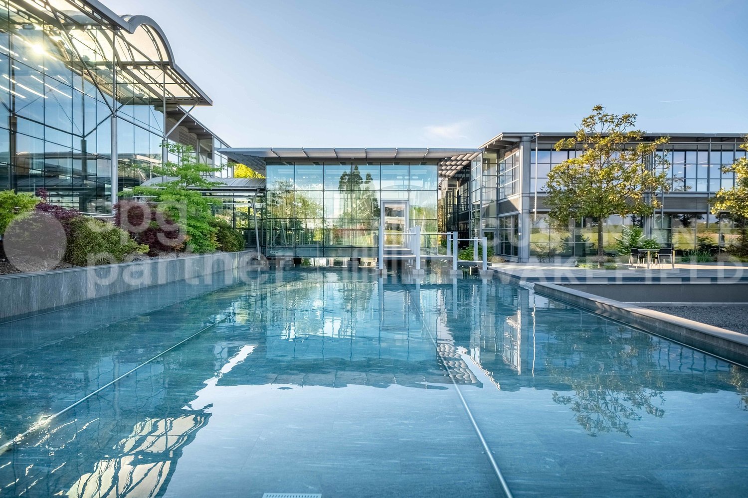 108m² office