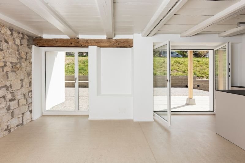 5 rooms apartment