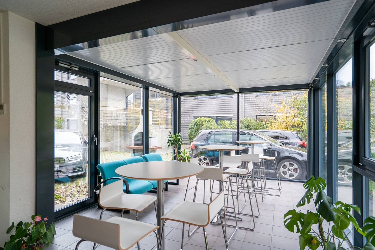 47m² office