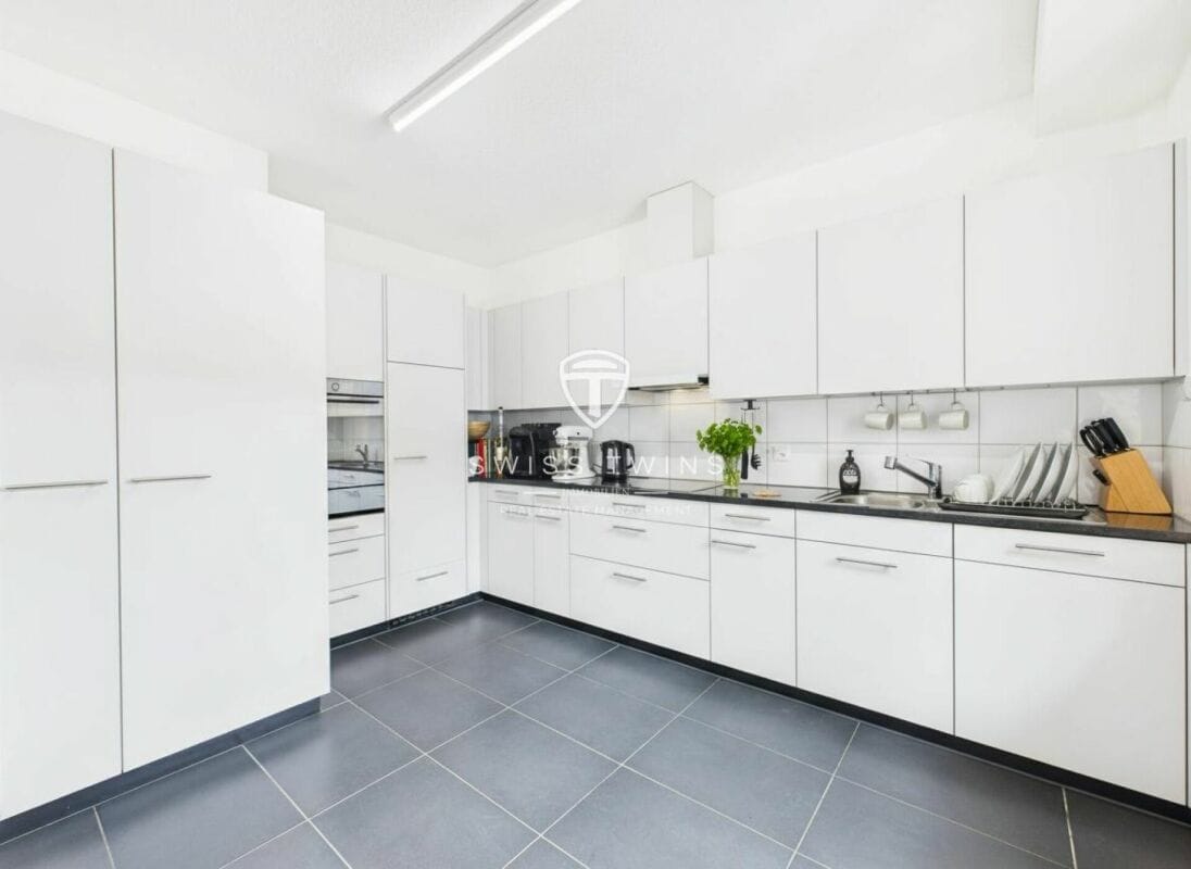 6 ½ rooms apartment