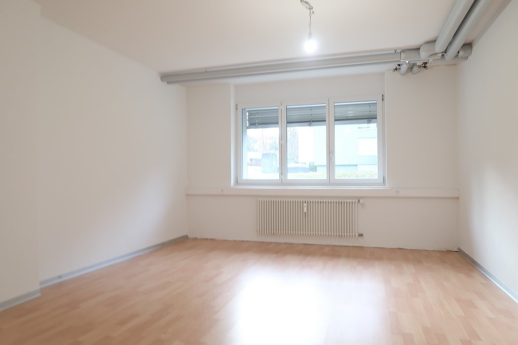 156m² office
