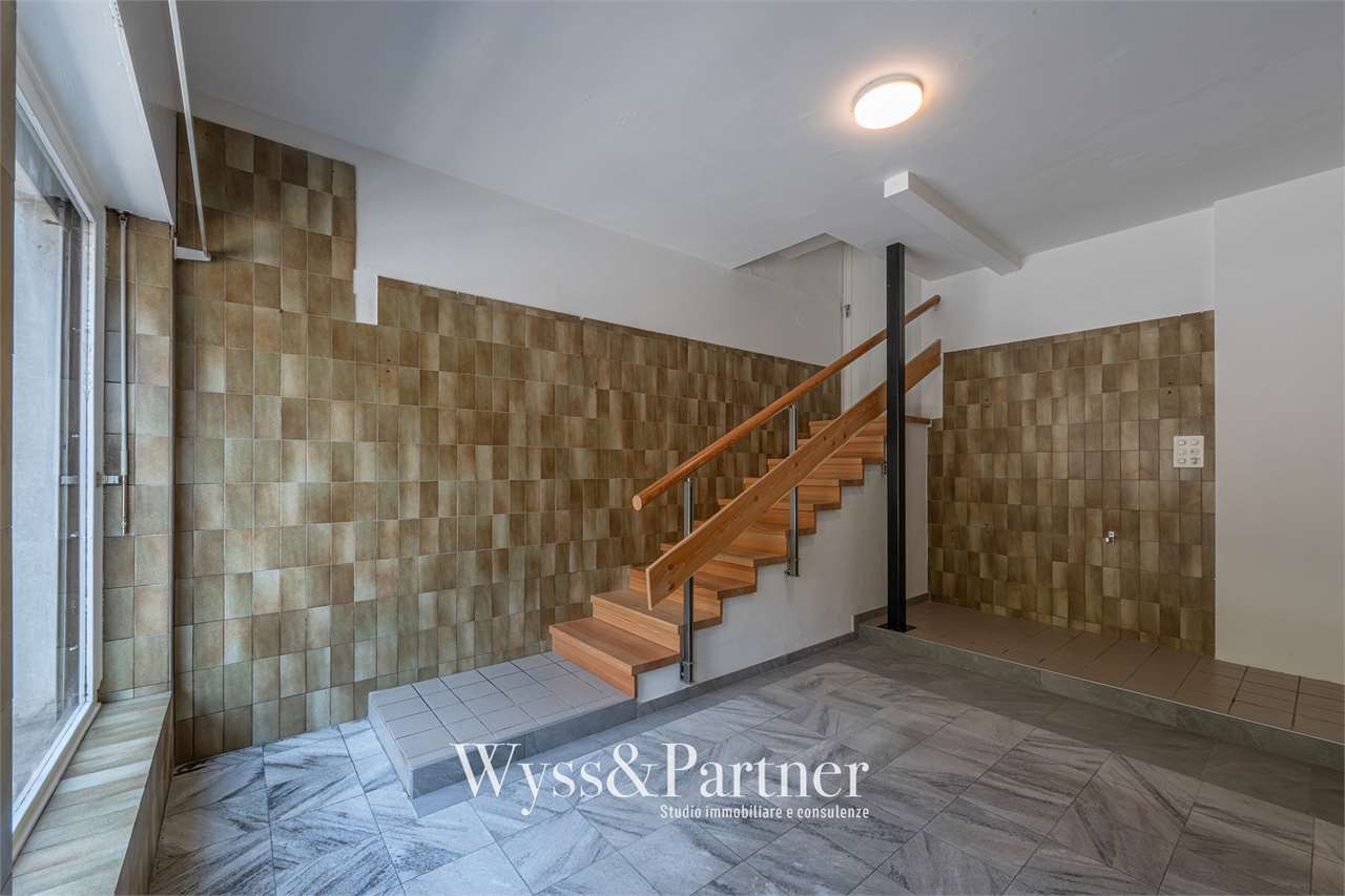 5 rooms apartment