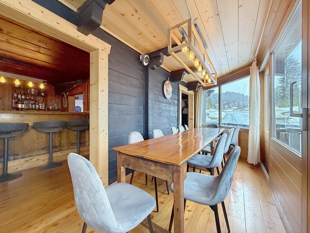 16 rooms chalet