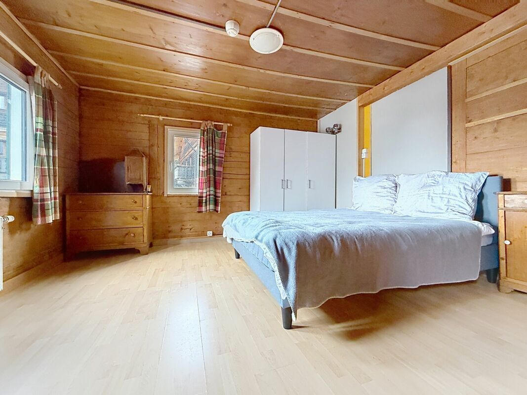 16 rooms chalet