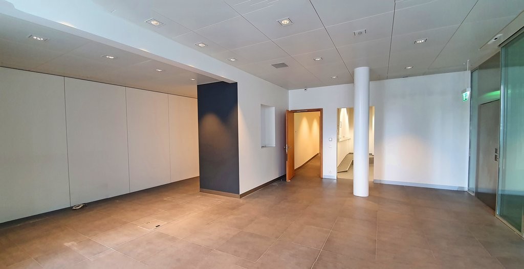 negozio di 188m²