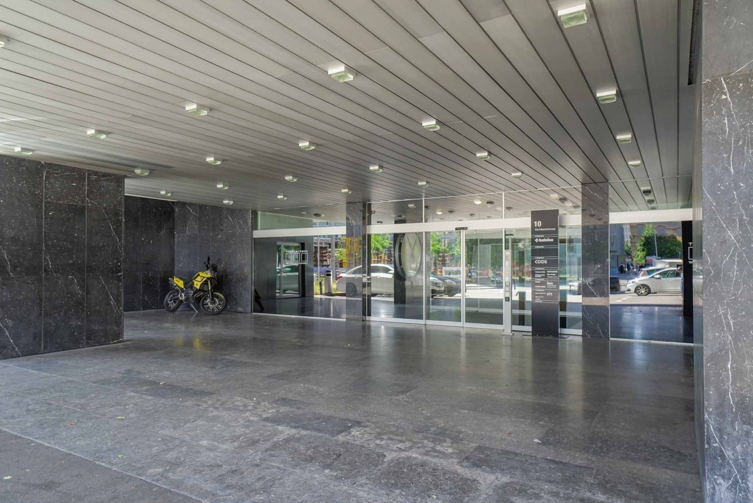 1070m² ufficio