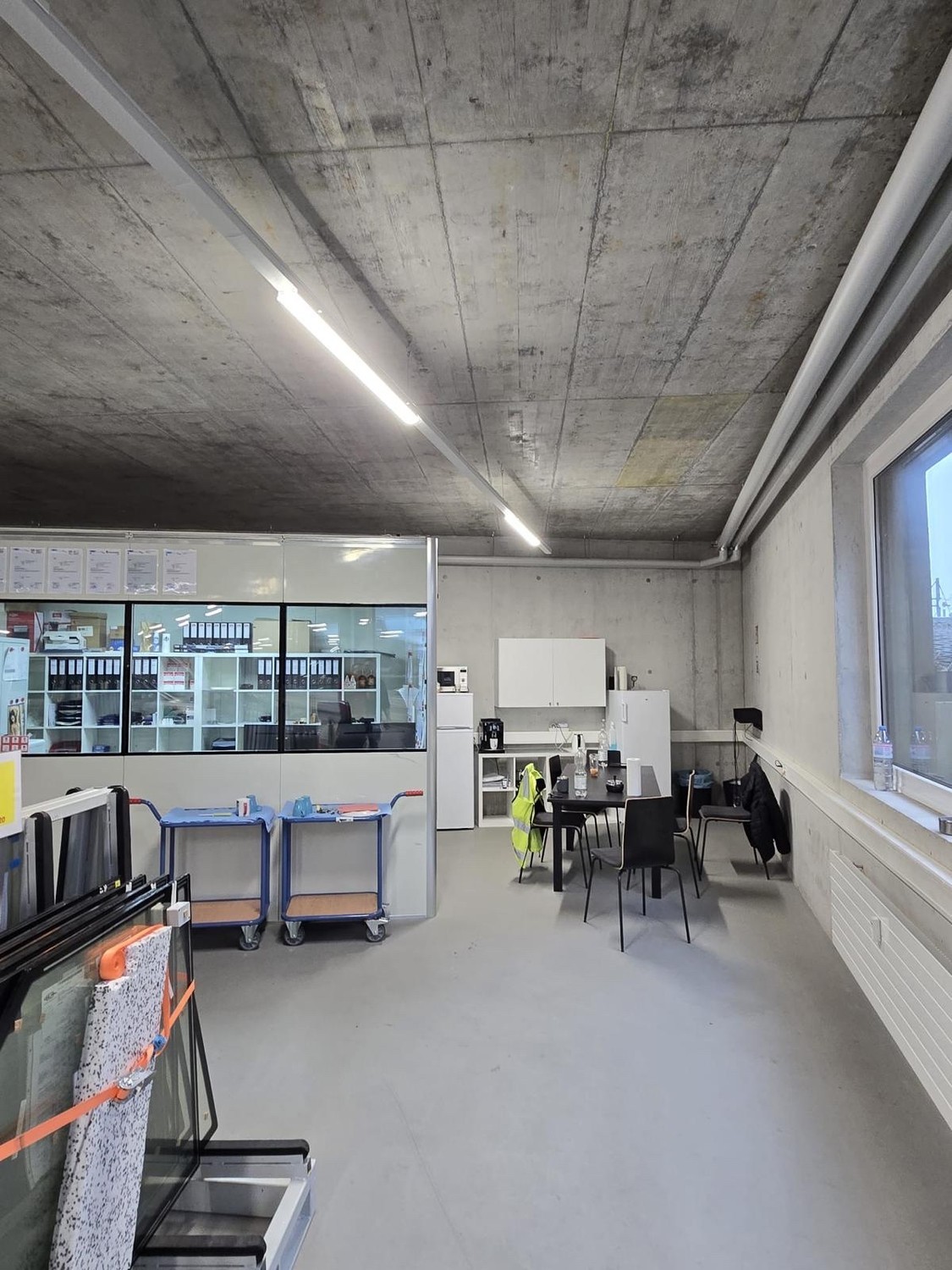 517m² commercial