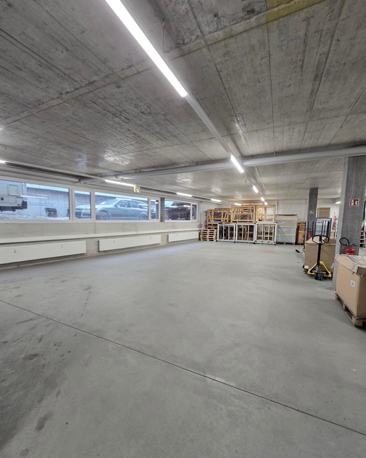 517m² commercial