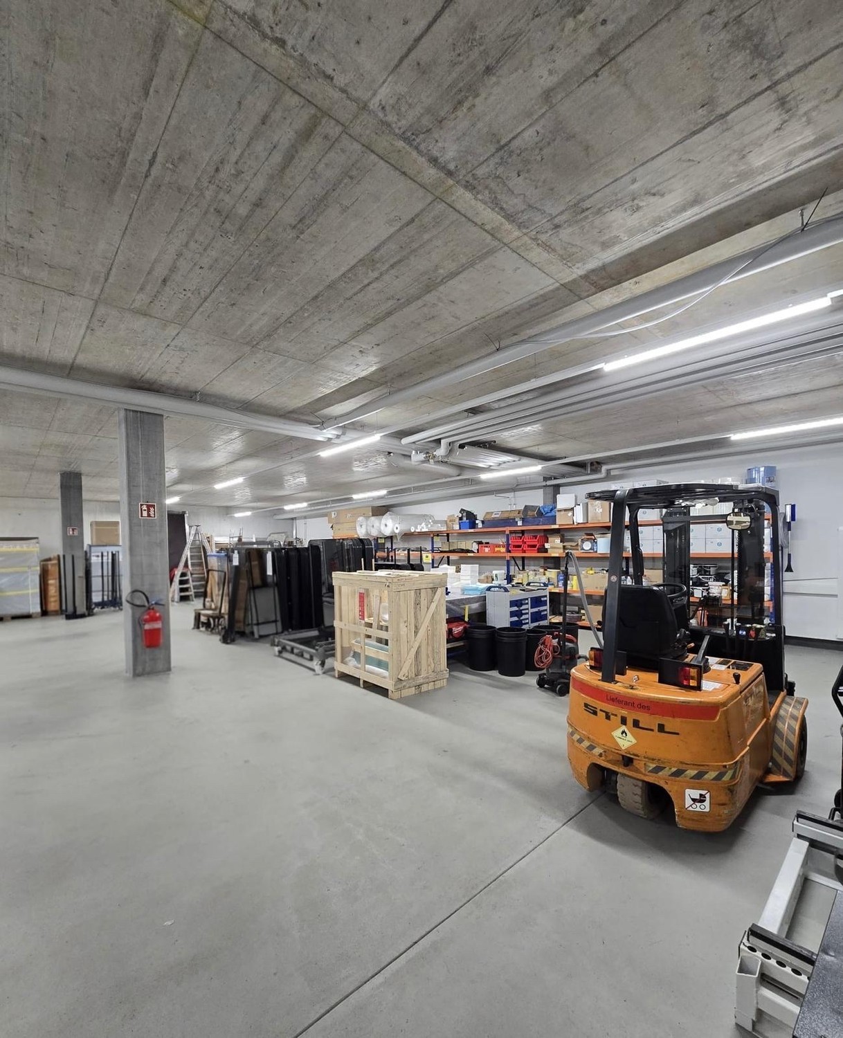 517m² commercial