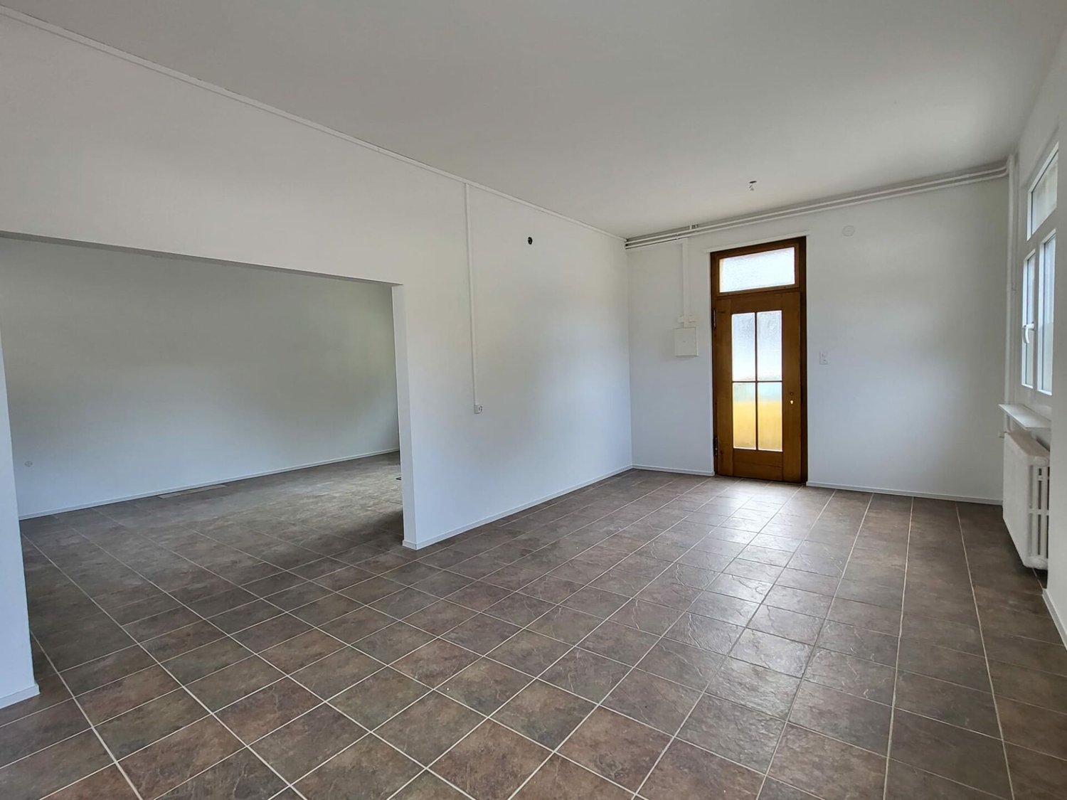 60m² office