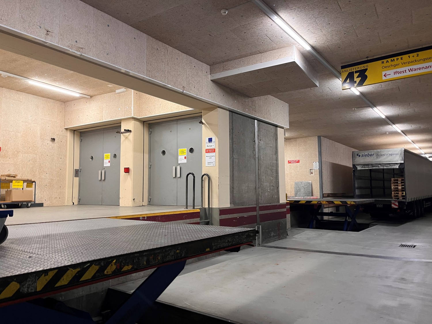35m² commercial
