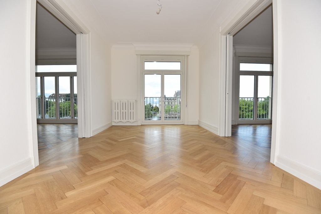 6 rooms apartment