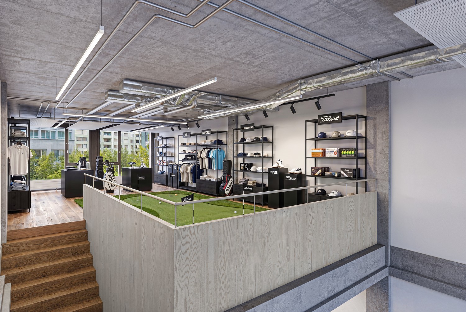 Magasin de 150m²