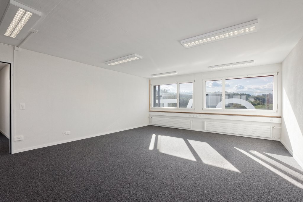 160m² office