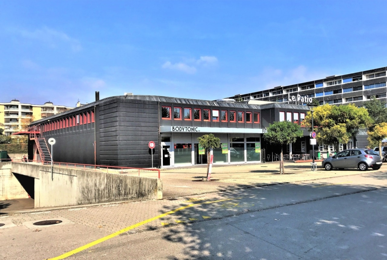 188m² office