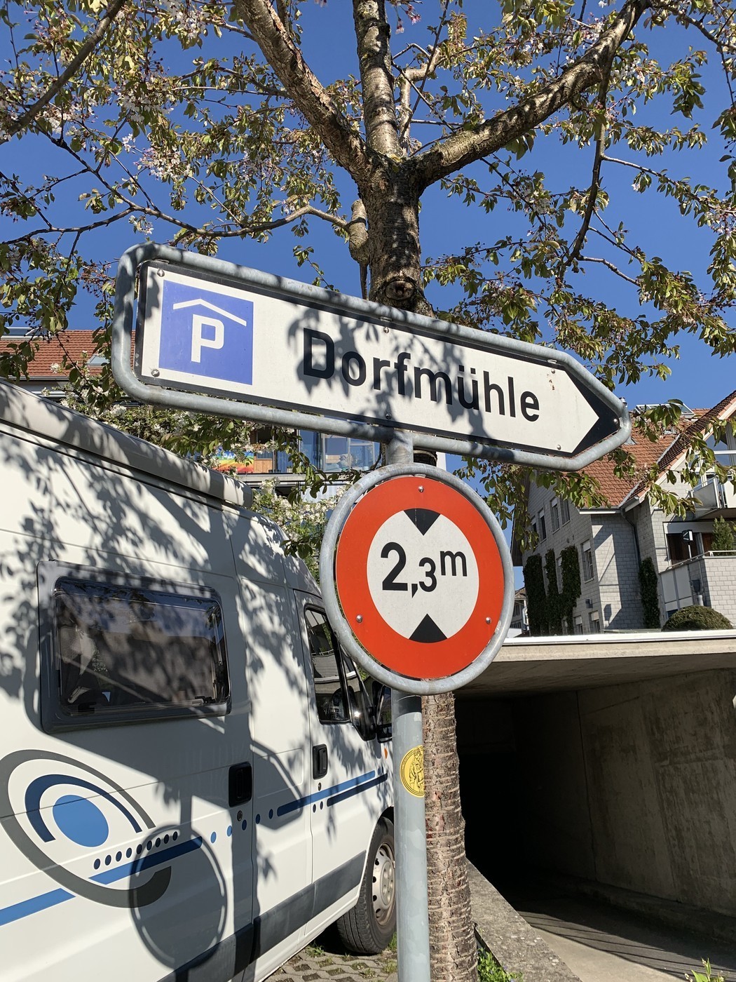 Posto auto interrato di 12m²