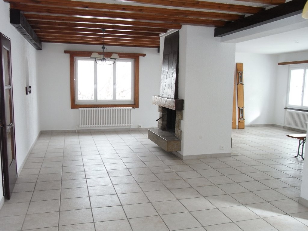999 Zimmer Einfamilienhaus