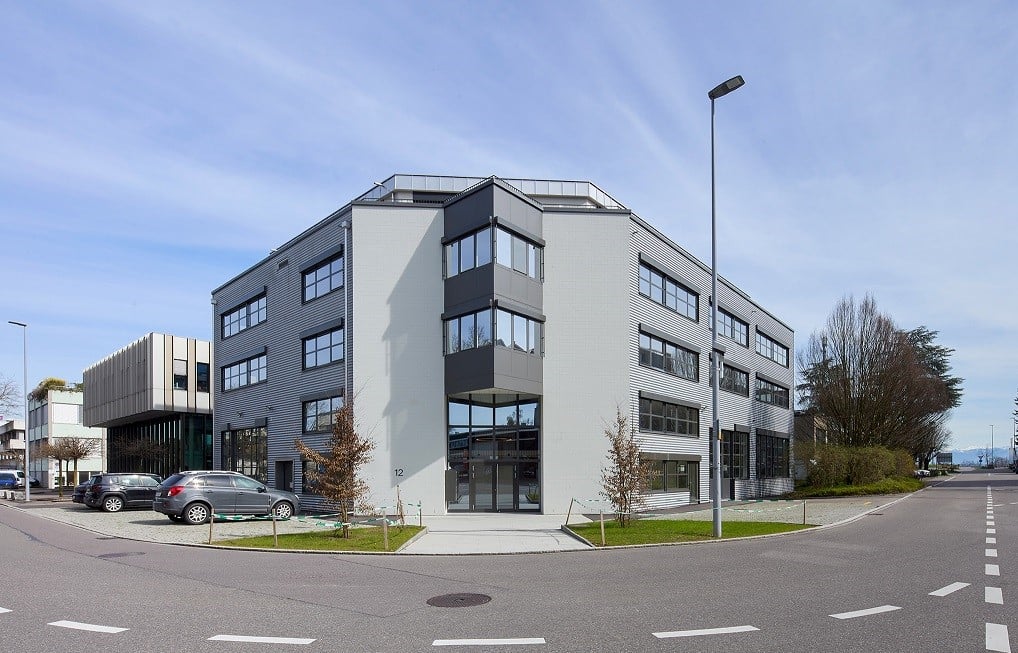 172m² office