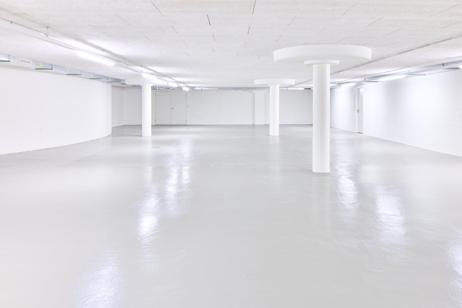 215m² di deposito