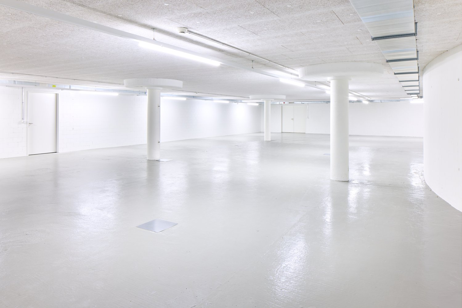 215m² di deposito
