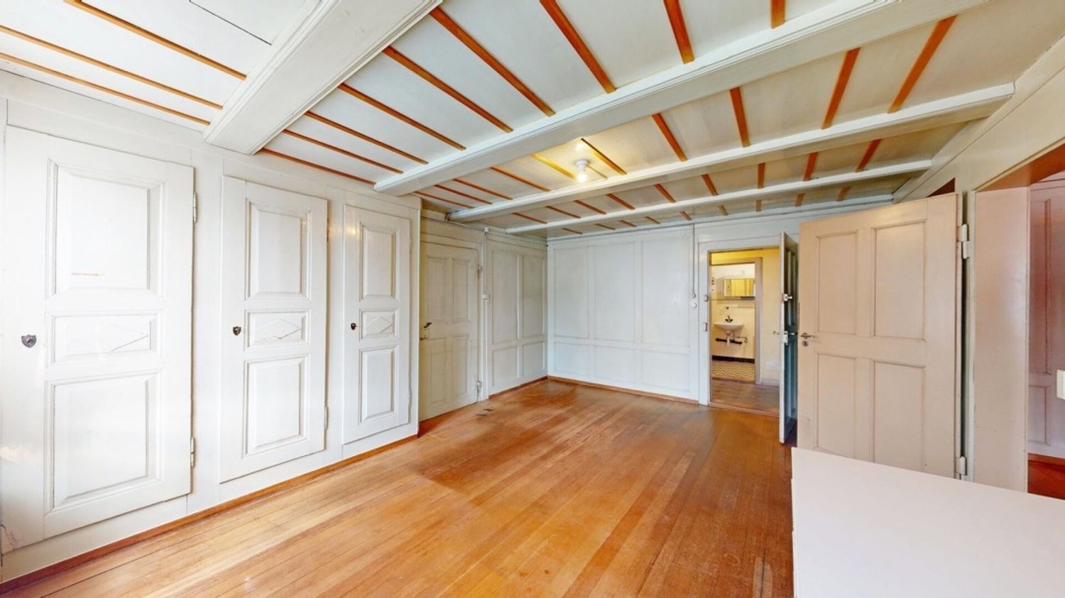 Living / commercial building