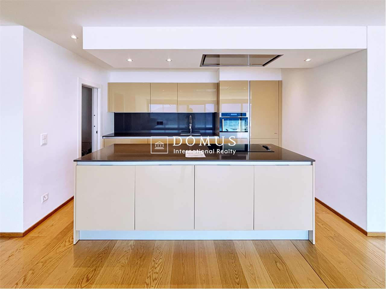 4 rooms apartment