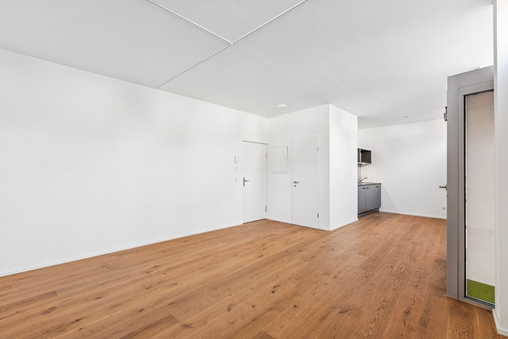 34m² commercial
