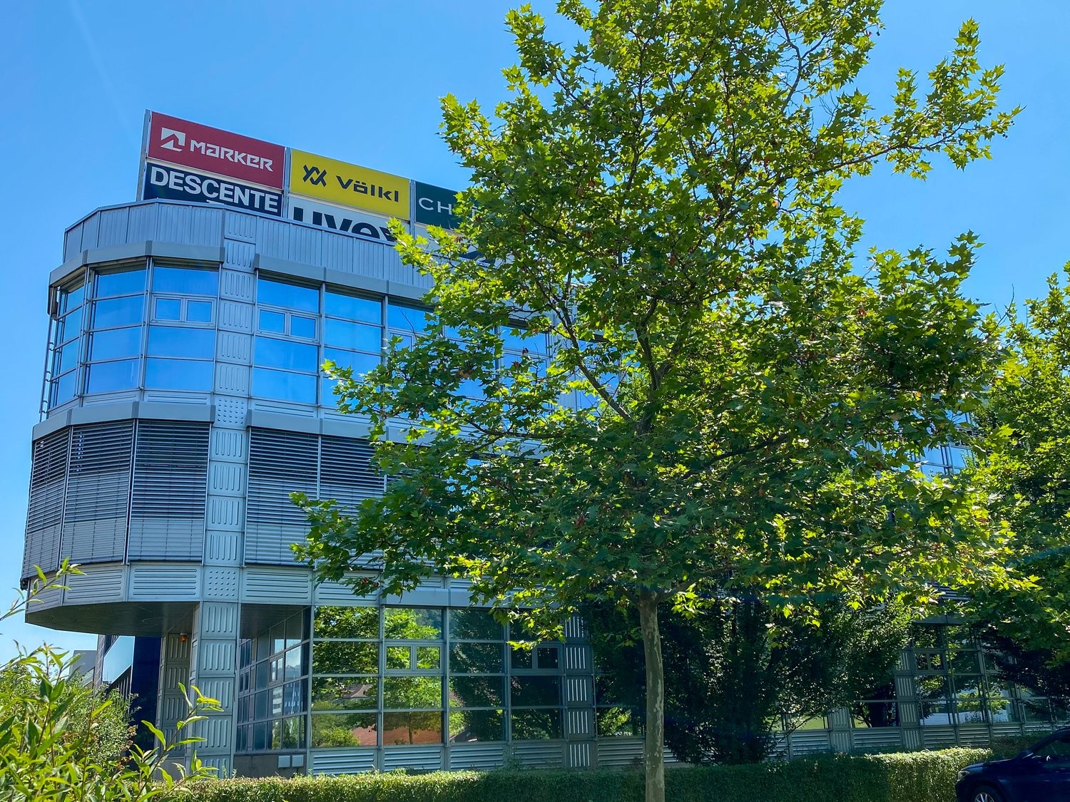 267m² office