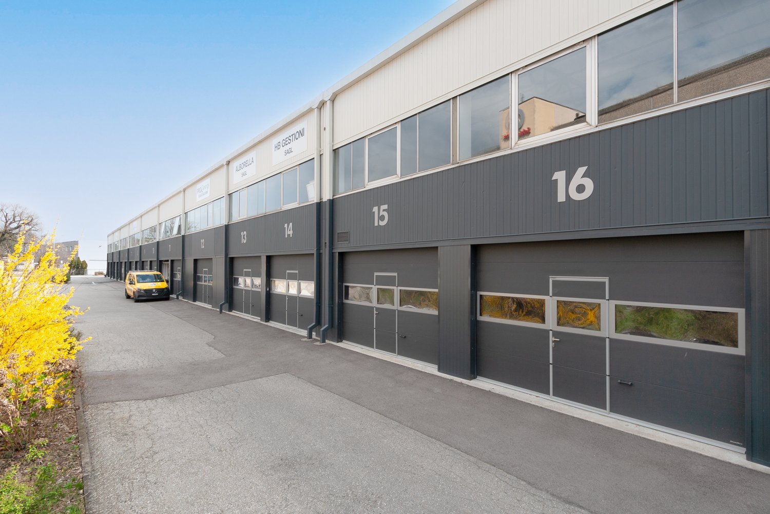 224m² industrial object