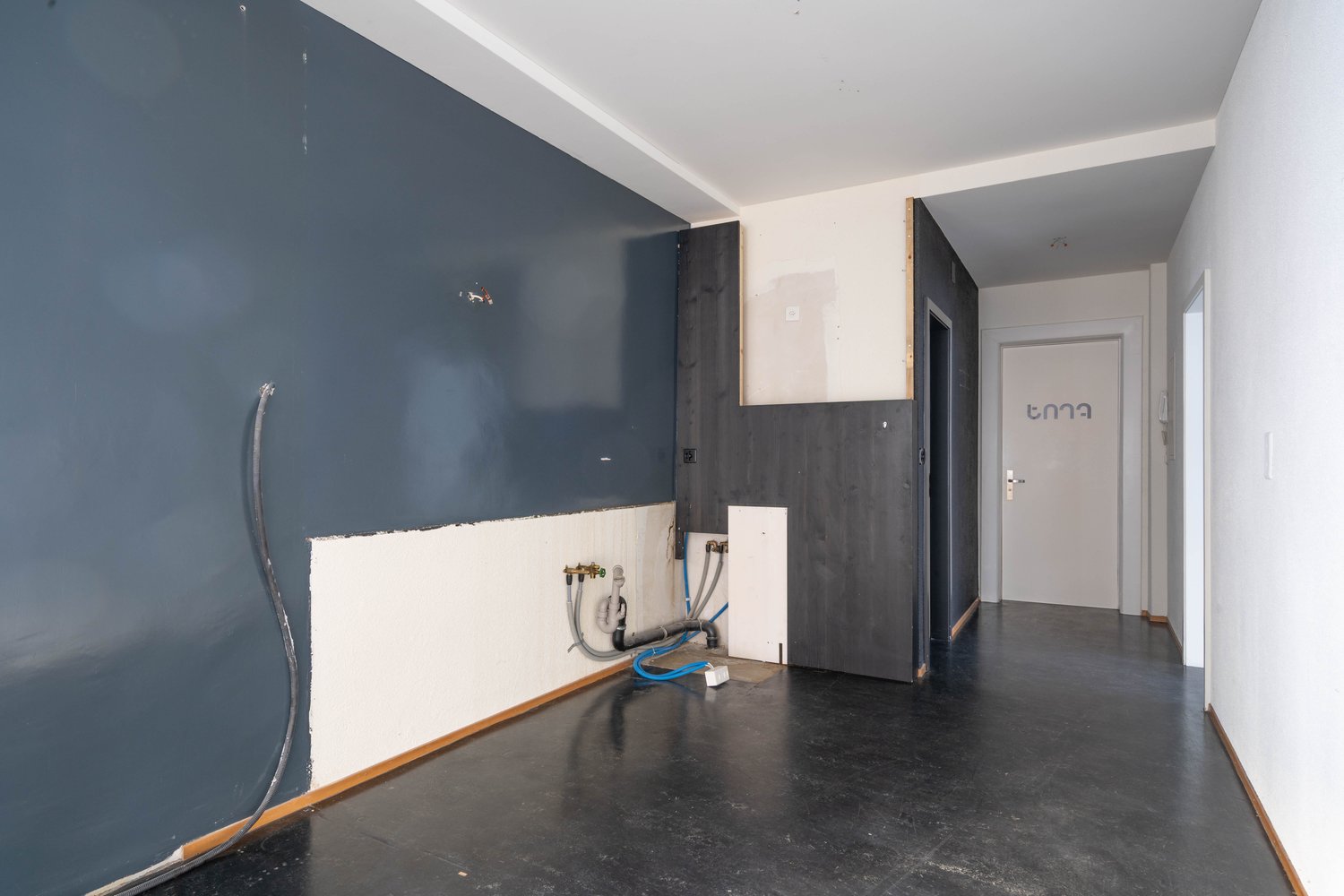 114m² office