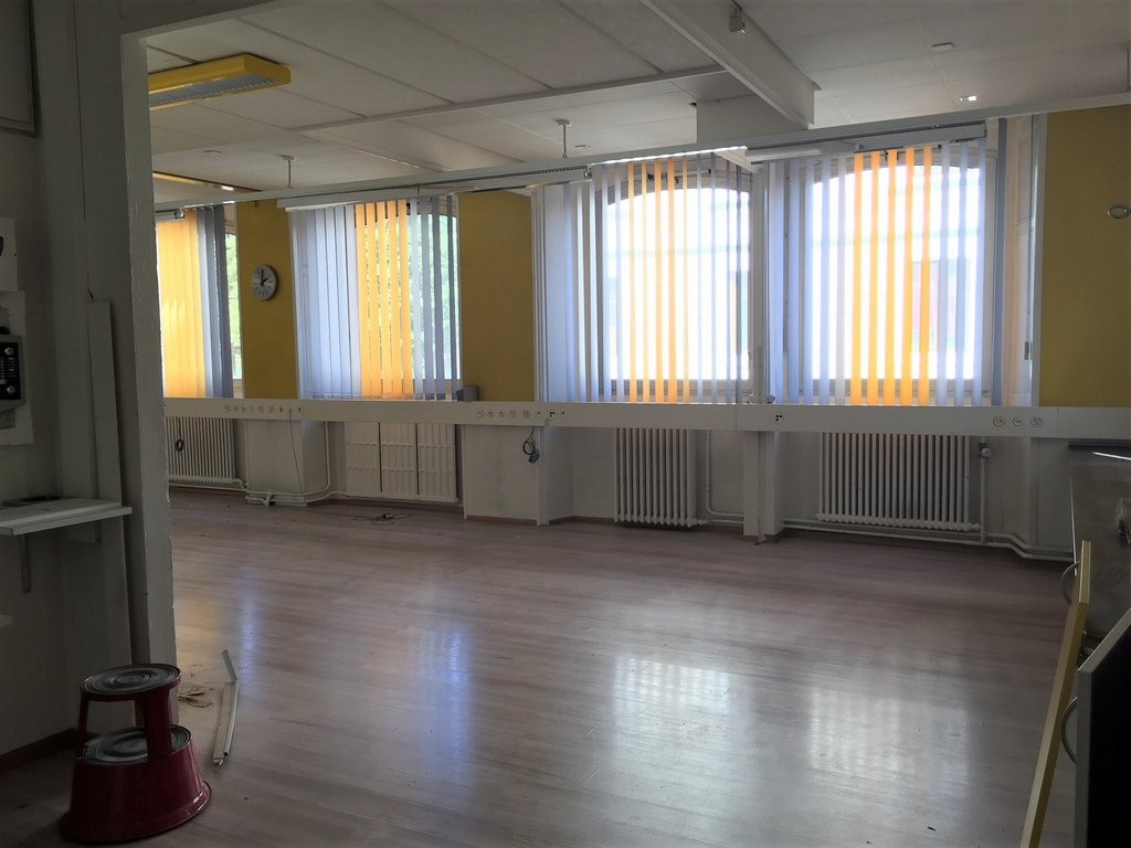 200m² commerciale