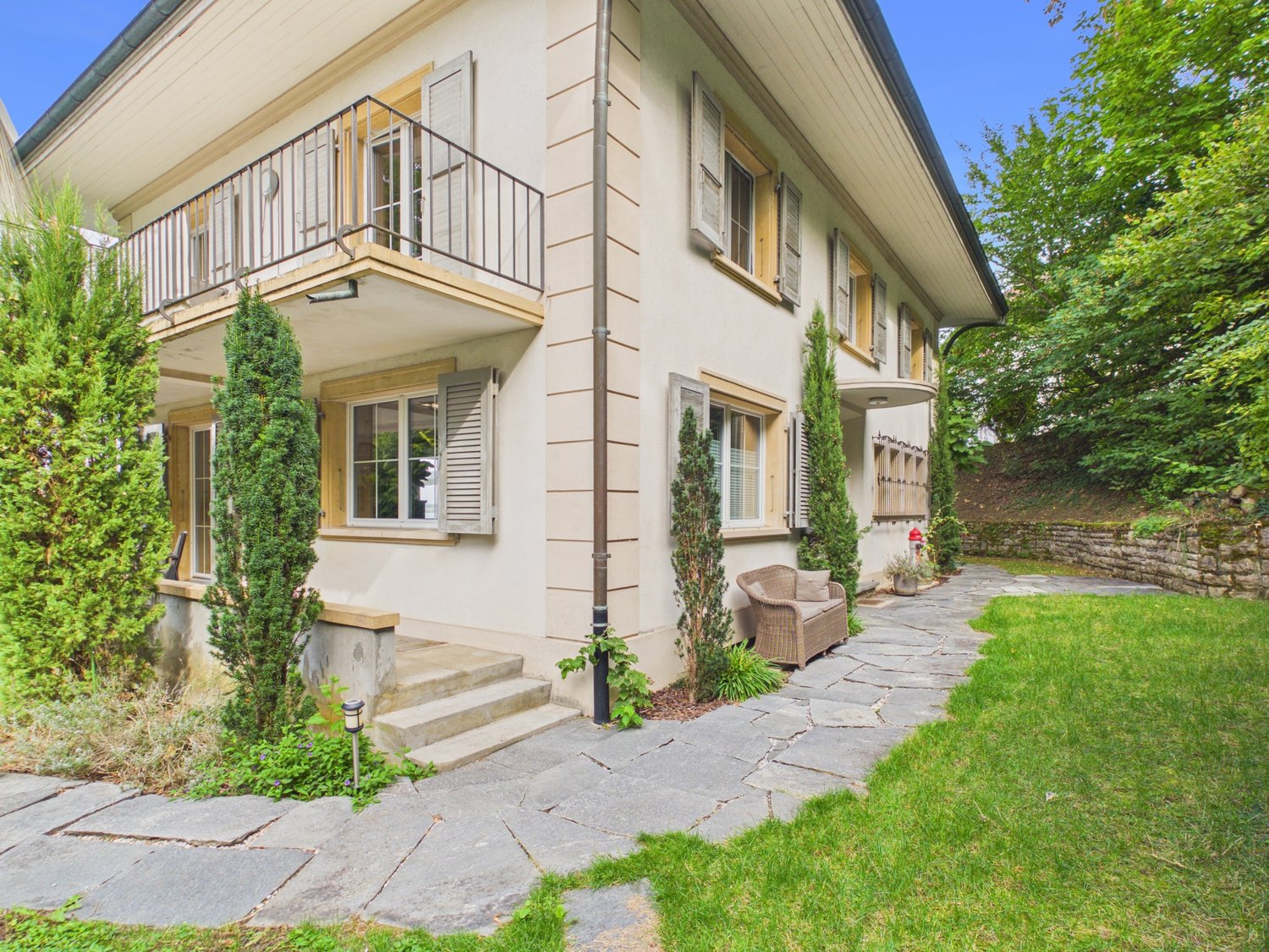 Villa con 7 locali