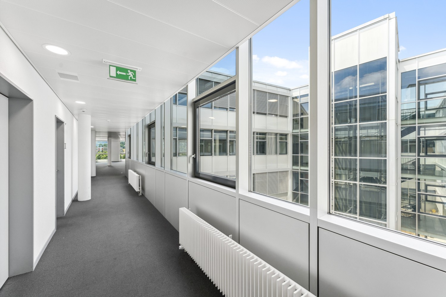ufficio di 403m²