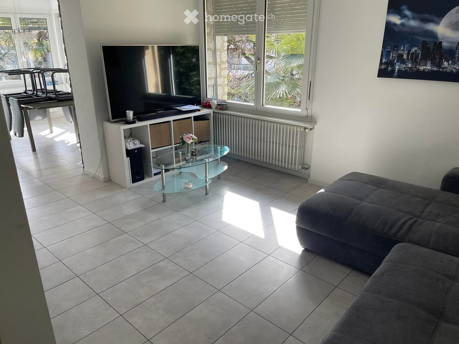 5 rooms apartment